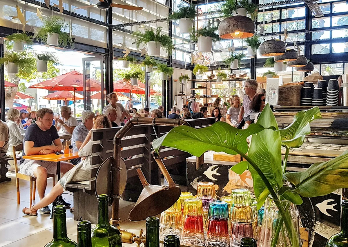 Île de Pain Knysna — wood-fired bakery and breakfast restaurant on Thesen Islands